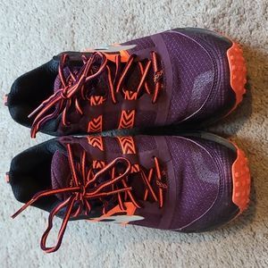 W's Brooks Cascadia 12